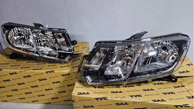 Фара правая Signeda ZRN111397R ціна, від 69.47 USD