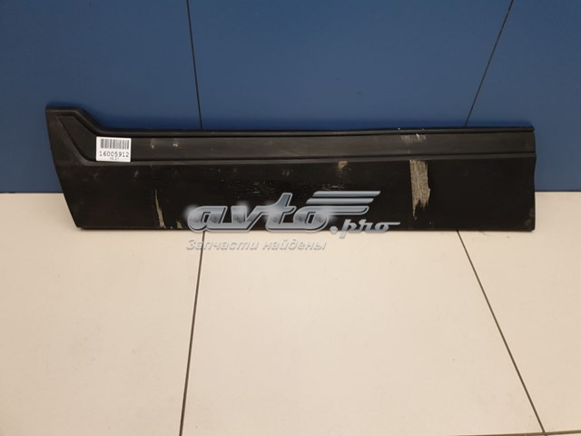 75332TLCA01 Honda Накладка передніх лівих дверей