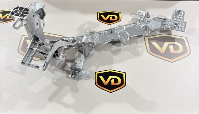 32396094 Volvo Телевізор лівий