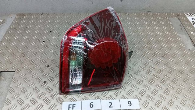 Задня ліва зовнішня фара TYC FP2407F03T ціна, від 124.62 USD