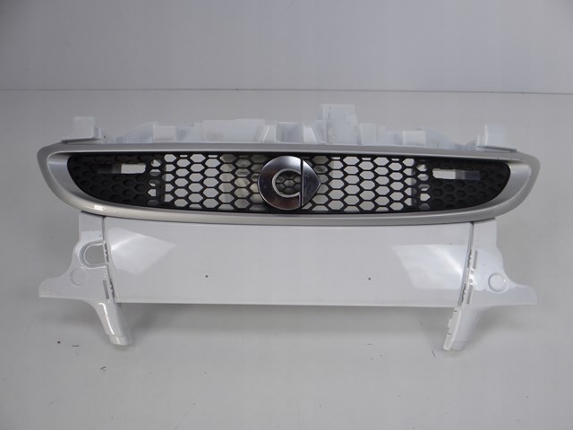 Бампер передній, верхня частина Mercedes A4516270102 ціна, від 71.33 USD