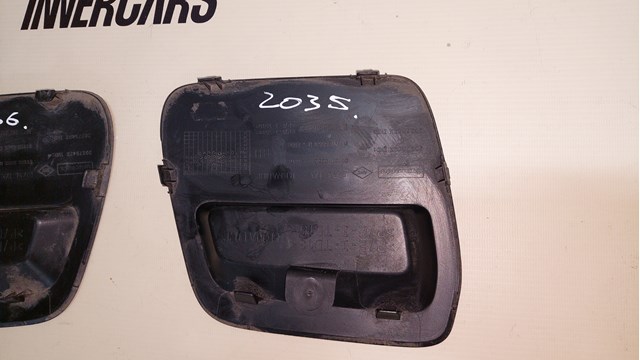 Заглушка бампера буксирувального гака Renault (RVI) 511809831R