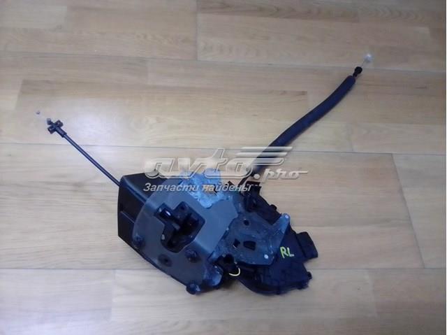 Замок задньої дверї, правої LR078744 Land Rover