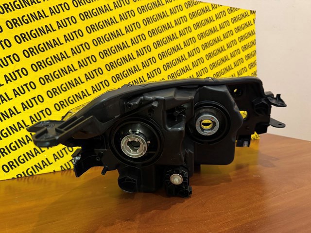 3532054P00000 Suzuki Основна фара в зборі ліва