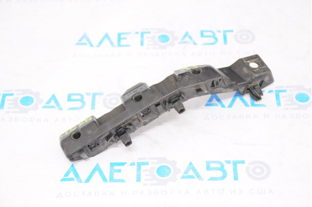 622225NA0A Nissan/Infiniti Направляюча переднього бампера, права