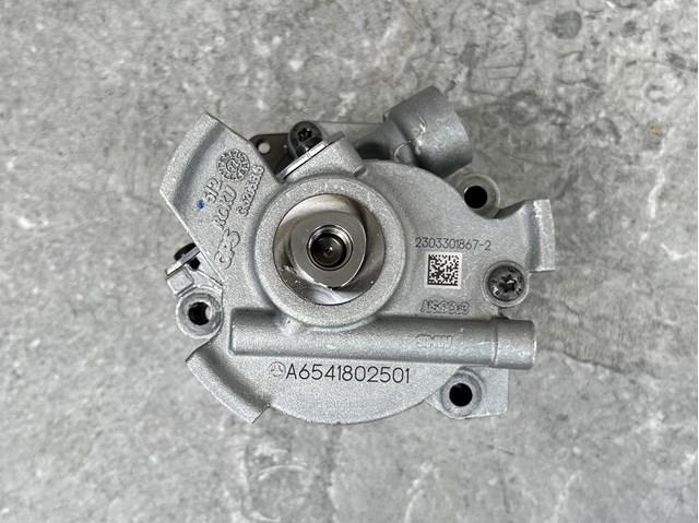 Помпа масляна Mercedes A6541802501 ціна, від 420.71 USD
