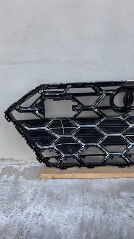 Облицювання радіатора VAG 4K8853651NRN4 ціна, від 430.63 USD