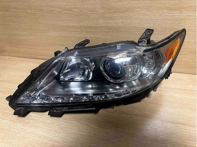 Основна фара в зборі ліва Toyota 8118533B50 ціна, від 165.94 USD