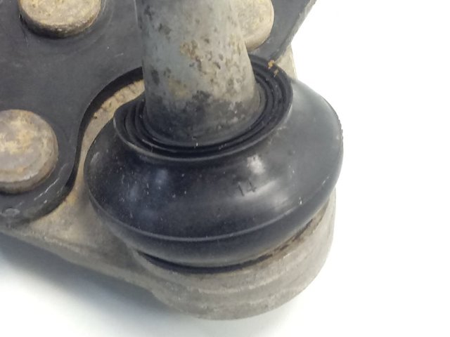 Купити 545054269R Renault (RVI) Лівий важіль передній нижній підвіски