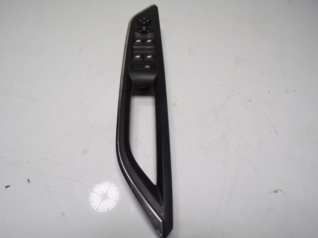 98248411ZD Peugeot/Citroen Кнопки переднього лівого склопід'ємника