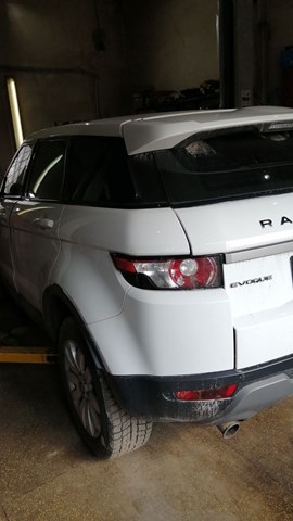 Бічна частина задня ліва Land Rover LR028464