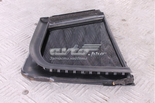 GHK172661D Mazda Скло кутове дверей задніх