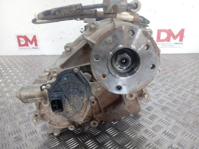 Купити 2453916 Ford Коробка роздавальна в зборі