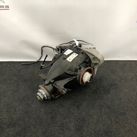 Купити 33108686981 BMW 