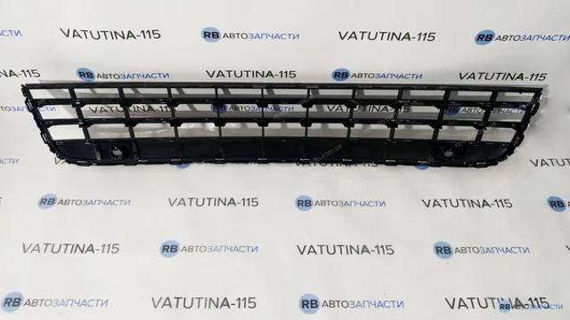 Решітка переднього бампера, центральна FP7417915 FPS