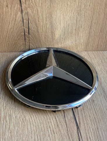 A000880030064 Mercedes Емблема решітки радіатора