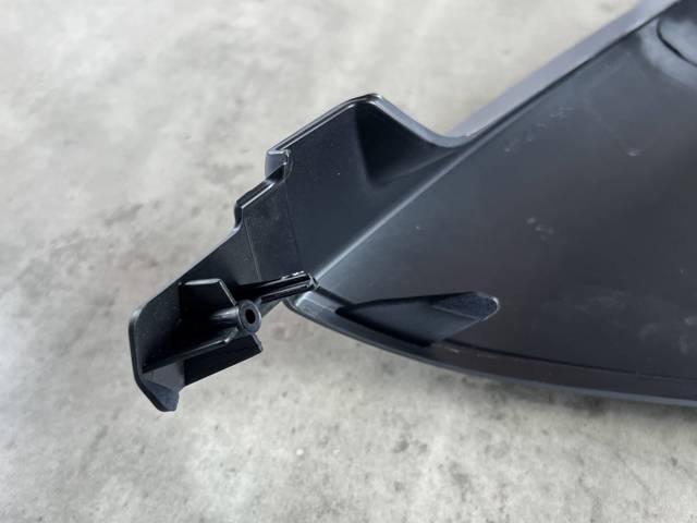 Купити LR099451 Land Rover 