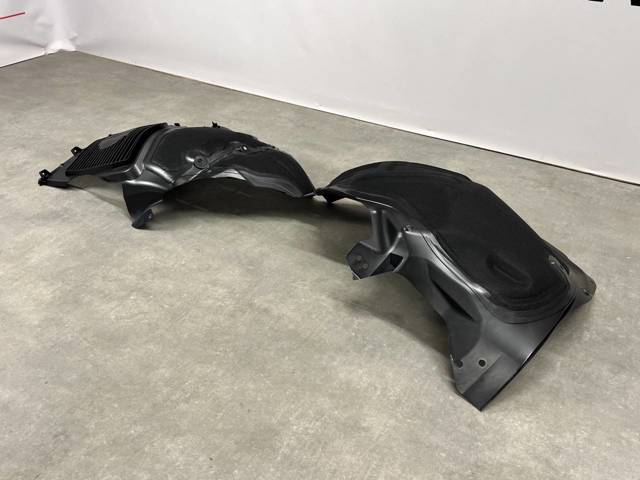 Подкрильнікі переднього крила, правий Tesla Motors 106369400D ціна, від 113.75 USD