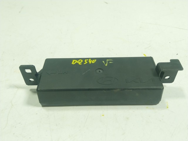 Купити 96240AT000 Hyundai/Kia 