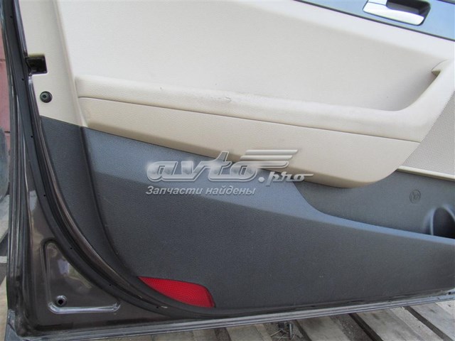  Hyundai/Kia 82305C2110PPB ціна, від 18.74 USD