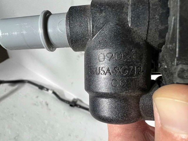  Ford GU5A9G712 ціна, від 22.65 USD