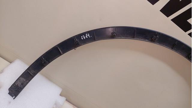165869100A Tesla 