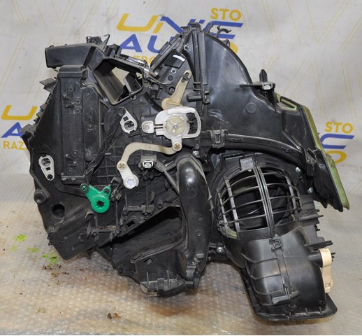  Renault (RVI) 272703227R ціна, від 38.00 USD