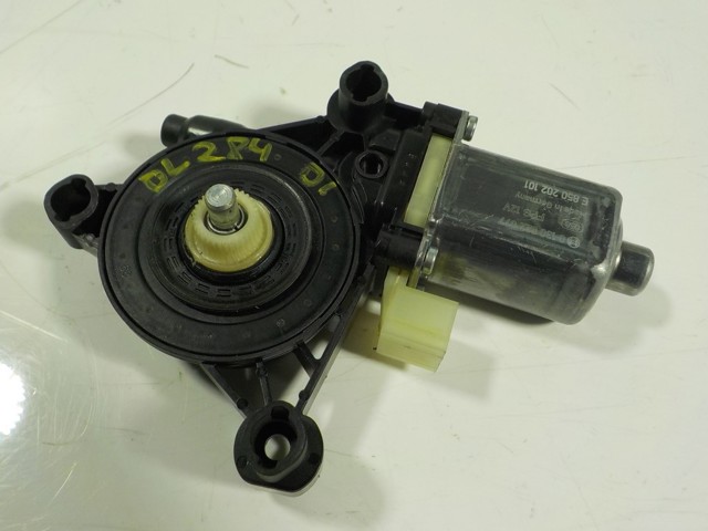 Привід ліфта передній Porsche 5Q0959801C