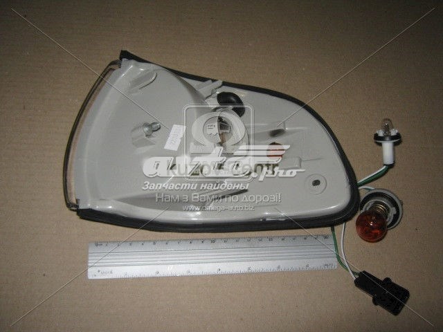 Правий покажчик повороту - лампа Depo/Loro/Abakus 2211513RAE ціна, від 15.71 USD