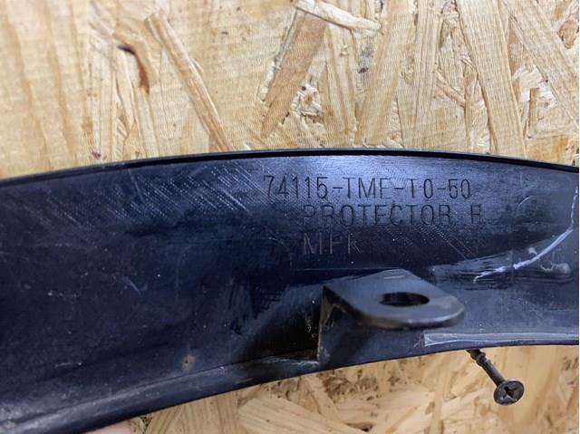  Honda 74115TMET050 ціна, від 22.50 USD