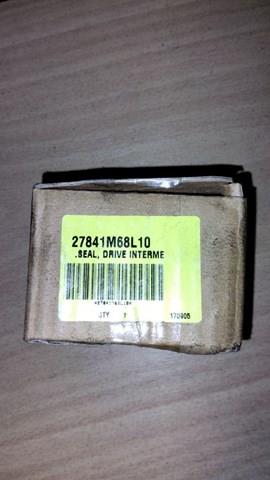 Молдинг задніх лівих дверей, верхній 2743168L00 Suzuki