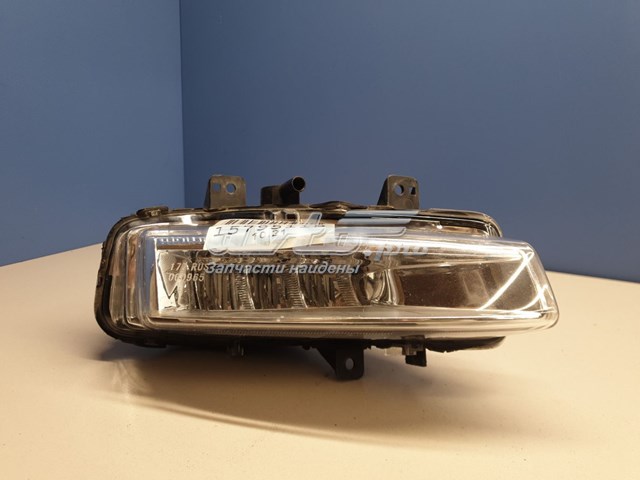 Купити LR068978 Land Rover Протитуманка права