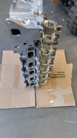 7568270 BMW 