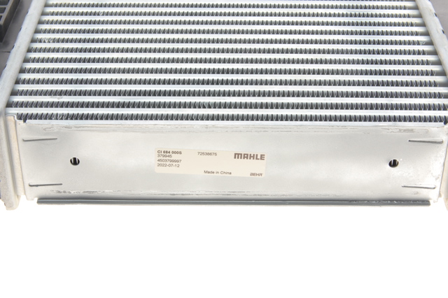 CI684000S Mahle Original Охолоджувач наддувочного повітря