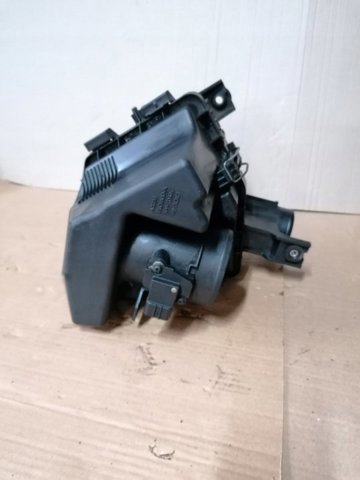 Корпус повітряного фільтра Toyota 177110P024 ціна, від 63.34 USD