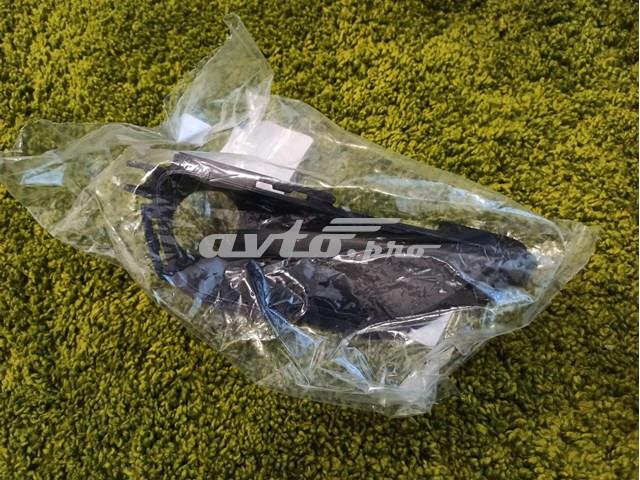 Заглушка під протитуманні фари, ліва Chrysler 68261710AA ціна, від 17.80 USD