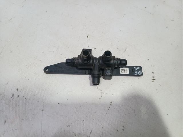 Купити LR116647 Land Rover 
