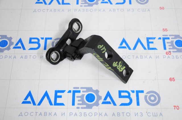 Петля передніх дверей, правої 31424592 Volvo