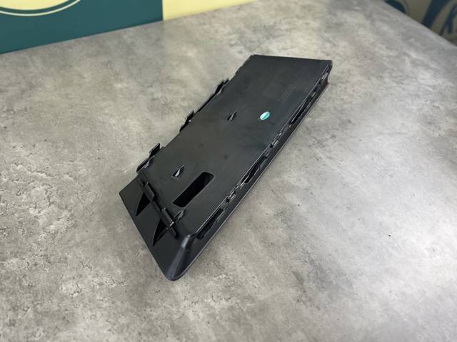 Заглушка протитуманки передньої правої Signeda PAD99071CAR ціна, від 26.87 USD