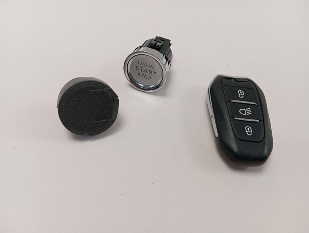 Кнопка запуску двигуна 9827217880 Peugeot/Citroen