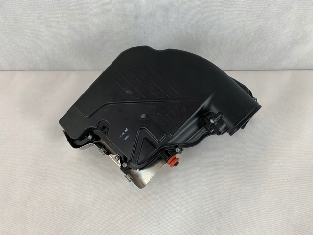 Купити 13717601899 BMW 