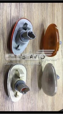 0200139KB20C Tempest Повторювач повороту в крило