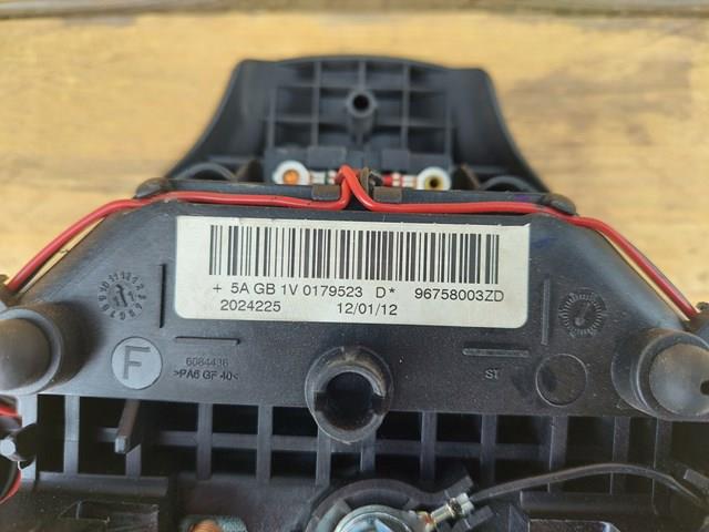 Подушка Айрбег водія Peugeot/Citroen 96758003ZD