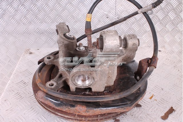 Цапфа - поворотний кулак задній, лівий 43019JK000 Nissan/Infiniti