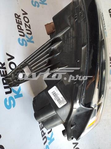 Фара передня права Chrysler 68289234AE