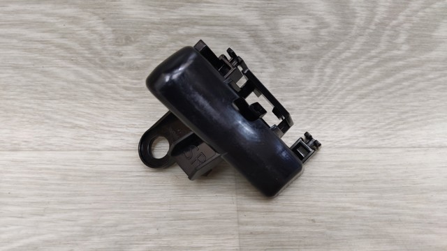 Купити 5256208010 Toyota Кронштейн бампера переднього, правий