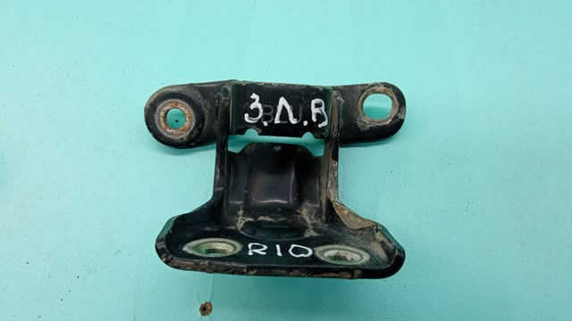 Петля заднтої двері, лівої KIA Rio 1 (DC) (Кіа Ріо)