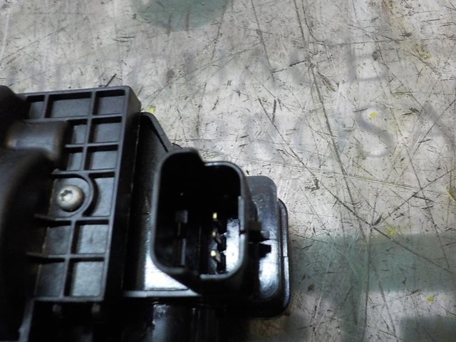 Купити 8719F8 Peugeot/Citroen Замок і ручка дверей задка