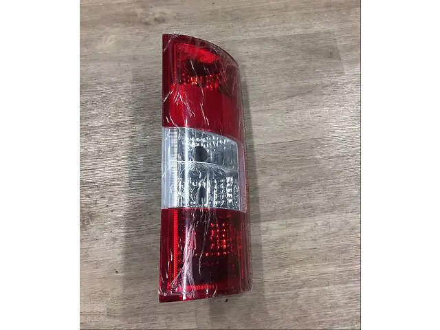 Задній правий стоп Polcar 3256880E