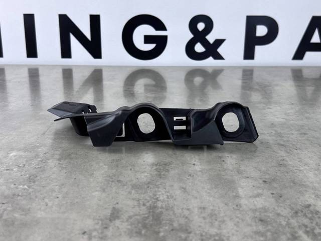 Кронштейн бампера переднього, правий PAD99056OR Signeda